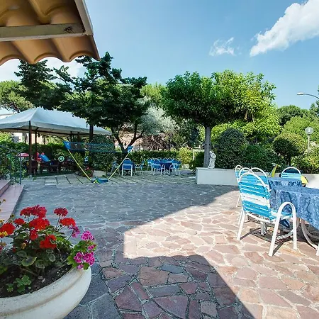 Real Отель Червия